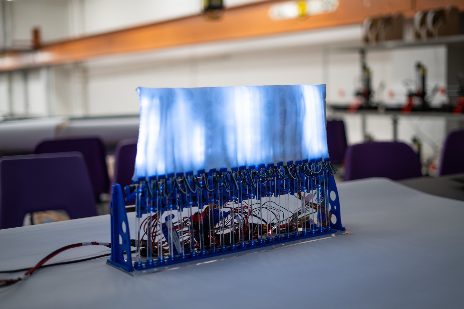 Kinetic Canvas angle view